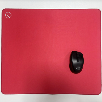 OEM CMYK Imprinting PU Foaming Mats Non Slip Gaming Mat For Desk